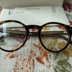 Gucci Tortoiseshell Round Glasses